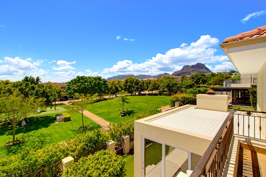 3 Bedroom Property for Sale in Steynsrust Western Cape